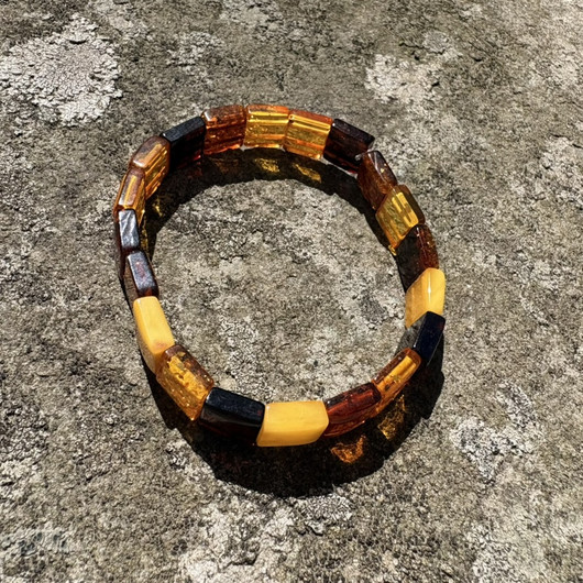 Rannekoru meripihka, monivärinen 10x10mm neliöitä, 18cm