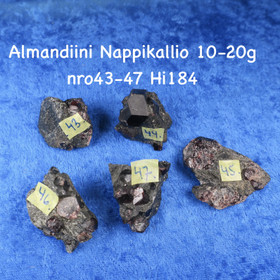 Almandiini granaatti raaka 10-20g nro43-47 Nappikallio Hi184 Valitse
