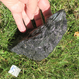 Nuummiitti raaka 1,4kg Perniö Suomi Hi133K