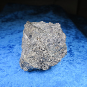 Nuummiitti 437g 95x85x60mm  Hi133 