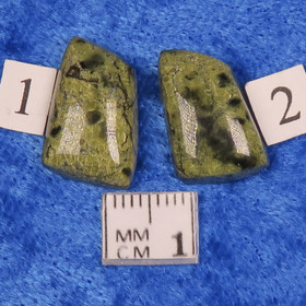 Kapussi serpentiini 11x17mm vihreä 