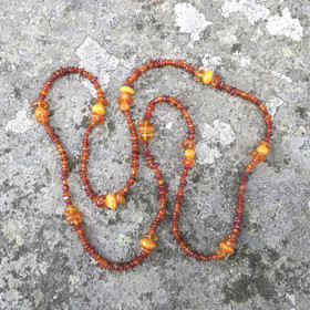 Kaulahelmet meripihkahelmet 95cm lukottomat