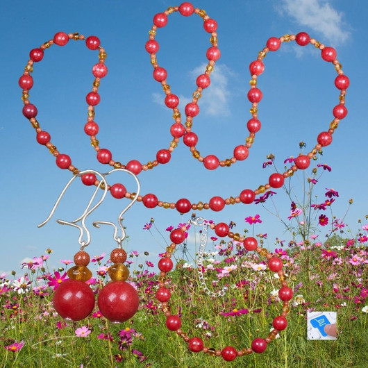 Helmet punainen kvartsiitti, sitriini, aventuriini kultavirta. Ruska1 