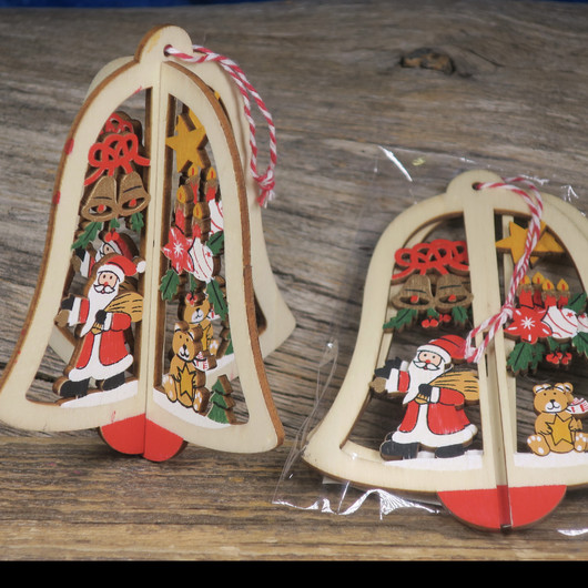 Joulukoriste joulukellossa joulupukki, nalle, joulukellot, tähti