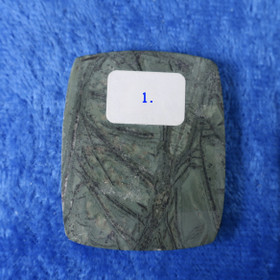 Kapussi tinguaiitti 33x27mm suorakaide cabochon nro1