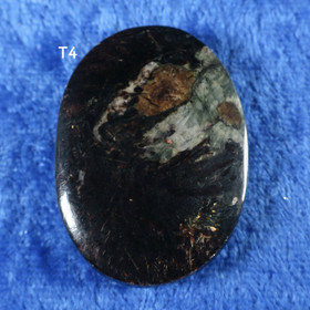Astrofylliitti taskukivi  nroT4