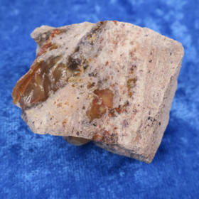 Tuliopaali matriksissa 65g raakapala  jj47