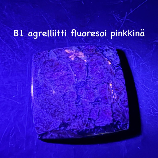 Eudialyytti kapussi suorakaide ryhmä B1-B6. Valitse