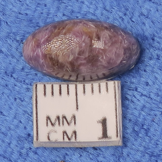 Kapussi tsharoiitti violetti pieni 8x15mm nroB