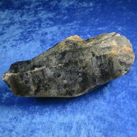 Morioni 895g iso kide fluoriitin kanssa. Uhlu Suomi Hi72K9