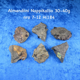 Almandiini granaatti raaka 30-40g nro7-12 Nappikallio Hi184 Valitse