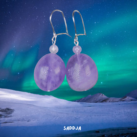 Korvakorut ametisti iso vaalea rumpuhiottu. SADDJA