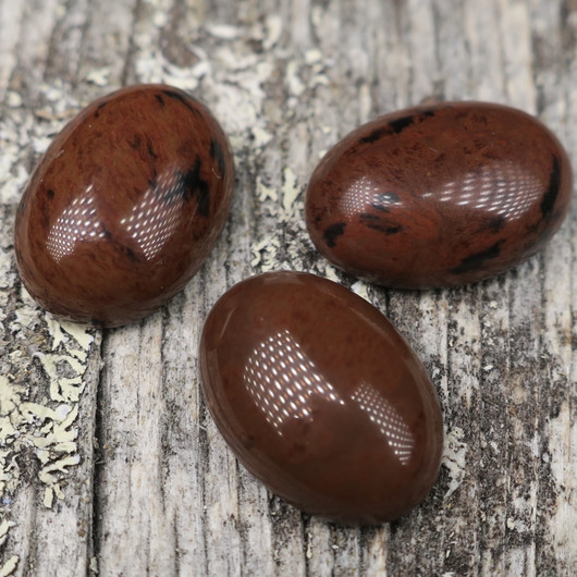Kapussi mahonkiobsidiaani 10x14mm ovaali cabochon