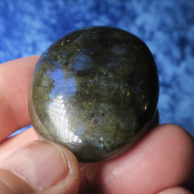 Labradoriitti kapussi 50,5x37x16mm KL5