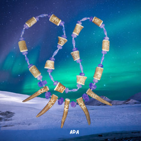 Helmet ametisti ja kaiverrettuja poronsarvia  65cm ADA