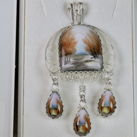 Riipus  filigraani maisema emalikoru