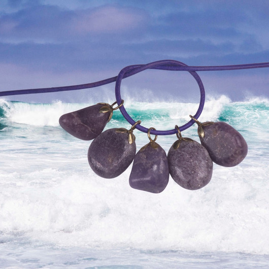 Riipus lepidoliitti onnenkivi