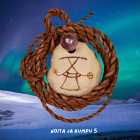 Riipus polttokaiverrettu poronsarvi ja ametisti NOITA JA RUMPU nro5