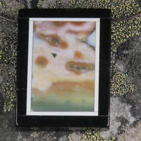 Riipus valtamerijaspis 3x4cm porattu nro1