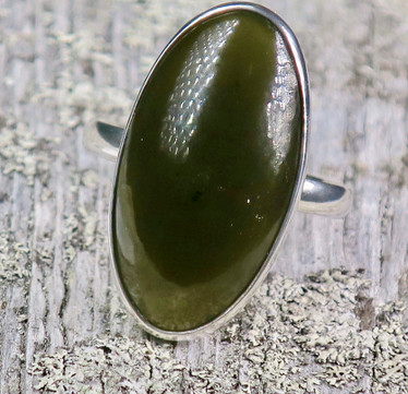 Hopeasormus nefriitti ovaali 21mm nro3