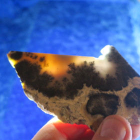 Dendriittiakaatti ja dendriittiopaali siivu 121g Hi