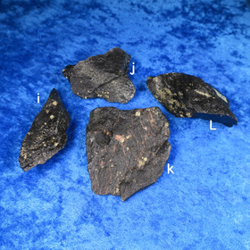 Mustaliuske ja pyriitti Suomi 42-89g Hi180 i-j-k-l. Valitse 