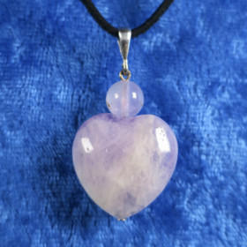 Riipus ametistisydän vaalea 20mm D