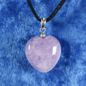 Riipus ametistisydän vaalea 20mm C