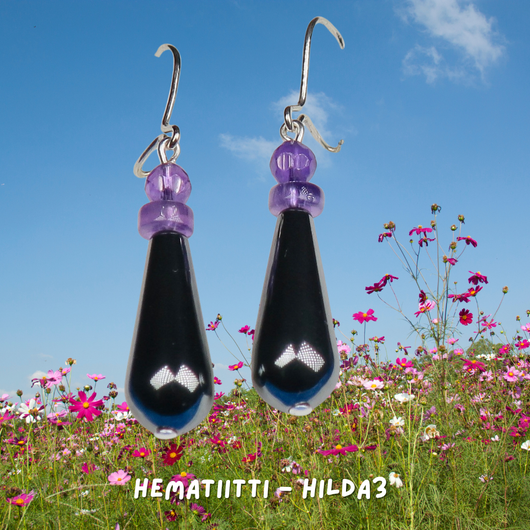 Korvakorut hematiittipisara ja ametistit. Hilda3