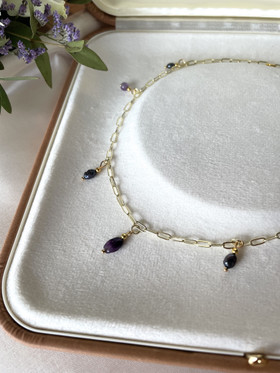 Drip Drop Amethyst Lux-kaulakoru, ametisti-makeanvedenhelmi