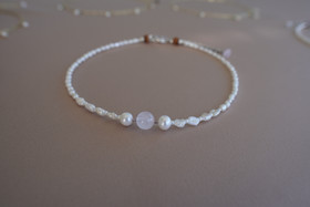 Moments-helmikaulakoru, ruusukvartsi