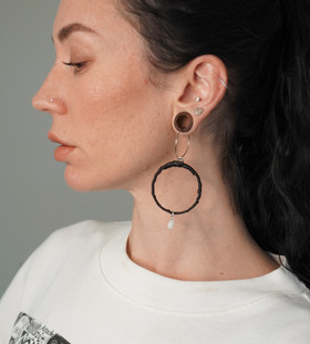 Lunar Shadow-korvakoru avattava rengas, kuukivi