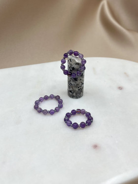 Divine Echo-sormus, ametisti