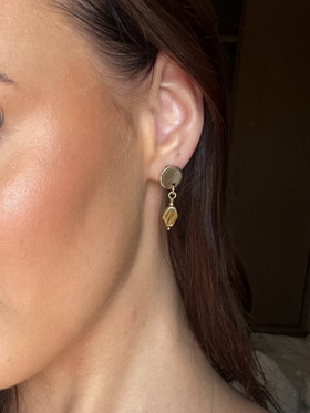 Felice-korvakorut, tiikerinsilmä