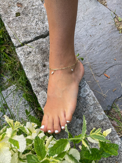 Drip Pearls Ivory-nilkkaketju, makeanvedenhelmi