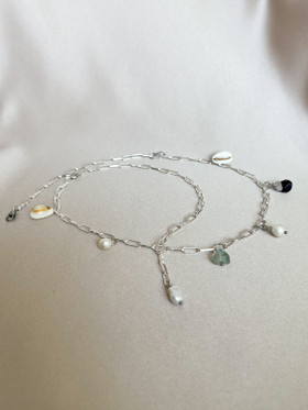 Flina-koruketju pitkä 80cm, helmi-fluoritti-simpukankuori