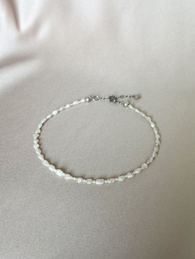 Alina-helmikaulakoru