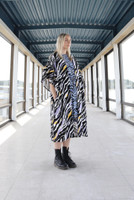 LUSH- pitkä KIMONO, ZEBRA