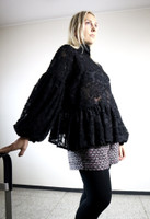 LUSH- PAITA, MUSTA KUKKA