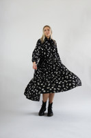 FLOWY- MEKKO PITKÄ, DAISY MUSTA