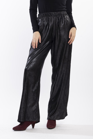 HOUSUT, KIILTÄVÄ MUSTA