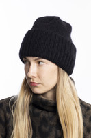 MUHKU- MOHAIRPIPO, MUSTA