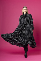 FLOWY- MEKKO PITKÄ, POLKA DOTS