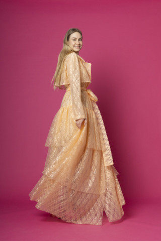 PITSITRENSSITAKKI, NUDE