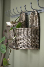 Rottinkikori seinälle