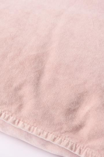 Tyynypäällinen roosa