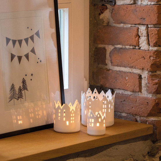 Tuikkukulho kaupunki pieni