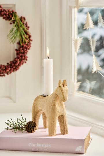Hevonen kierrätyspuuta