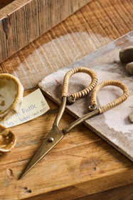 Sakset(rottinkikahvoilla)