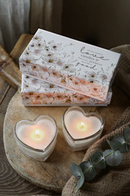 Tuoksukynttiläsetti All you need is love